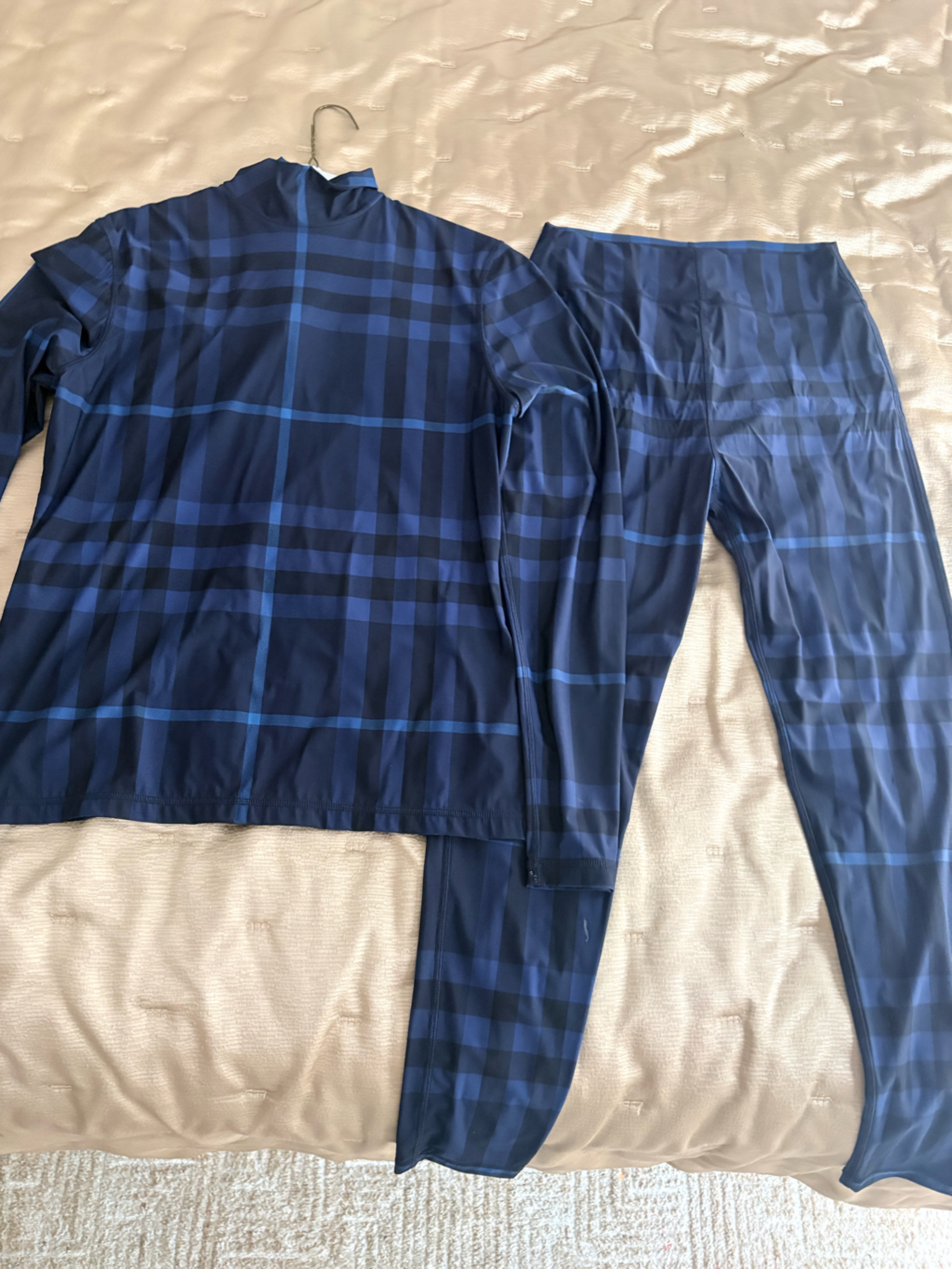 Authentic Burberry Blue Check Activewear Set | Top Xl Leggings M